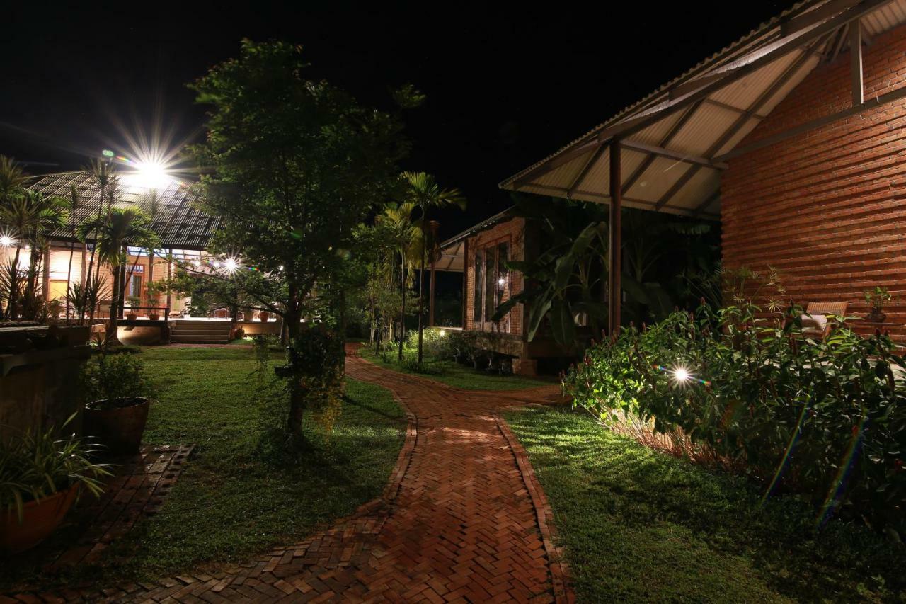 Baansuk Sukhothai Resort Exterior foto