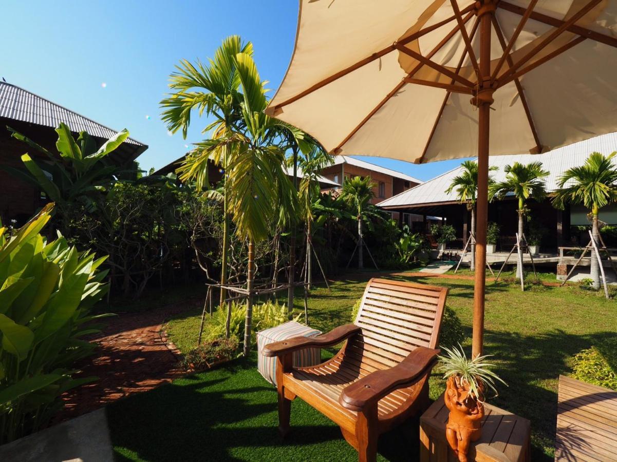 Baansuk Sukhothai Resort Exterior foto